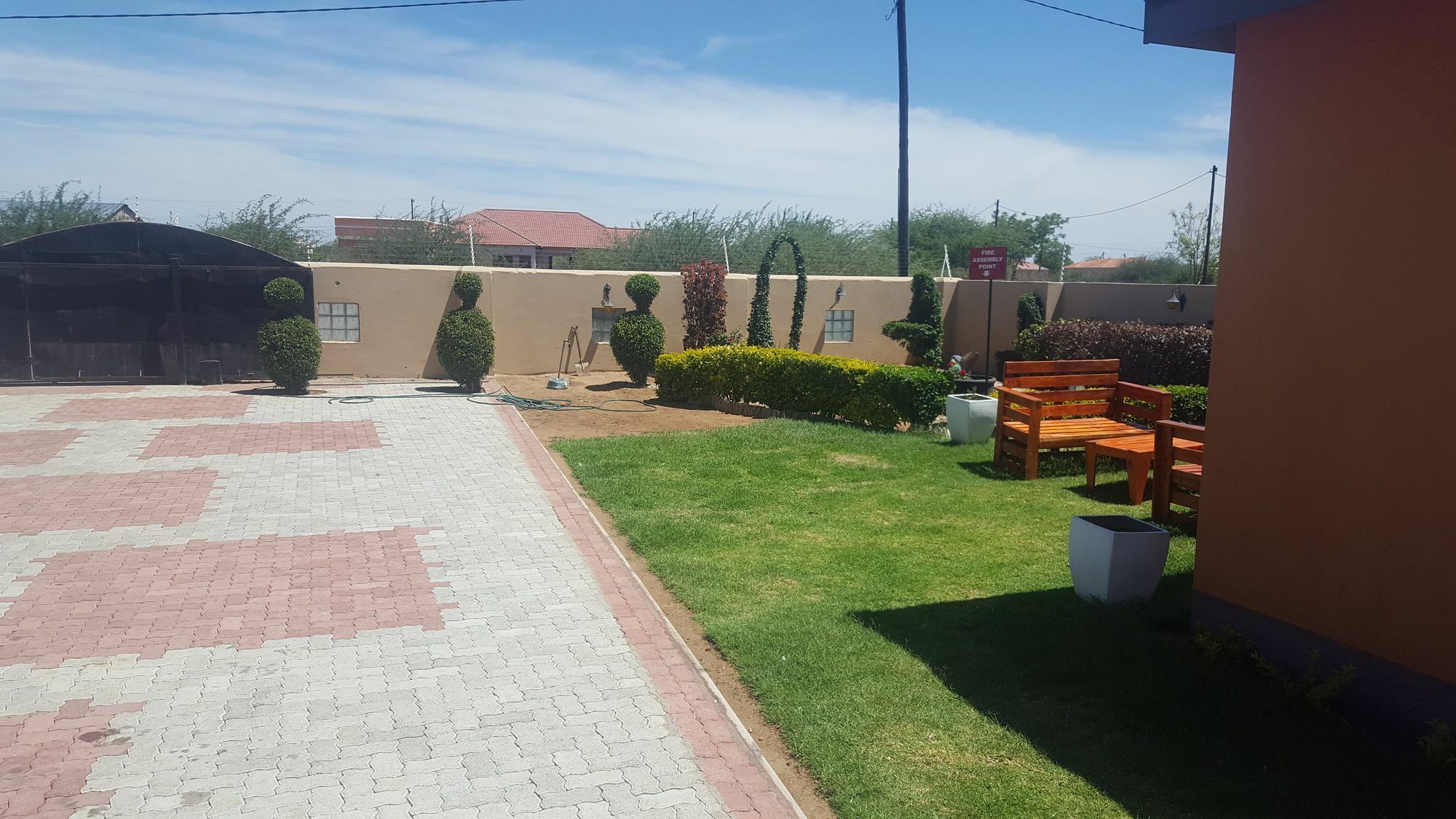 Mathlyn Guest House Francistown Exterior foto